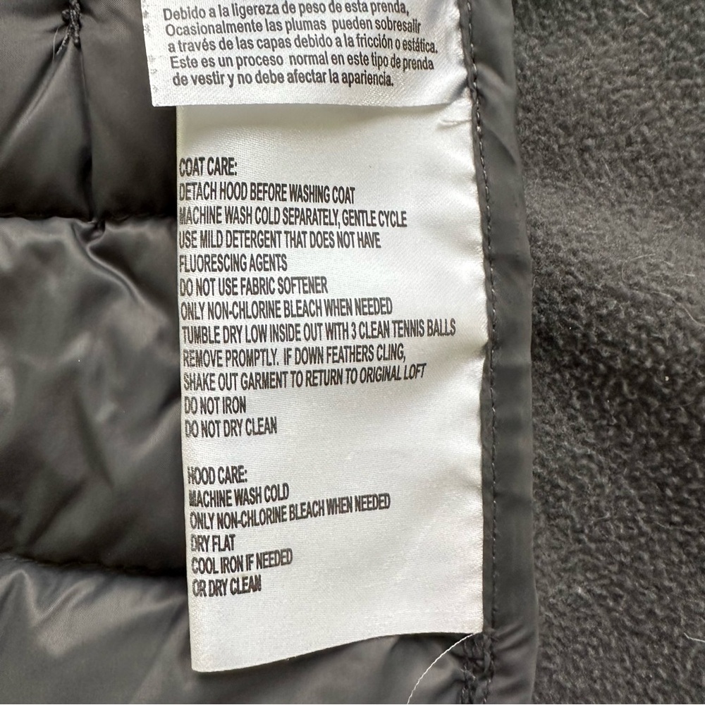 Michael Kors Puffer Vest - Picture 4 of 8